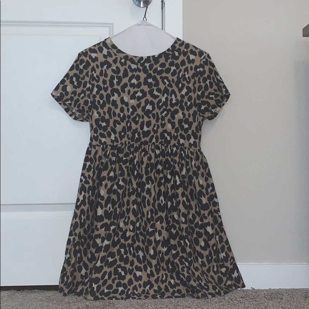 Vestique Cheetah Dress